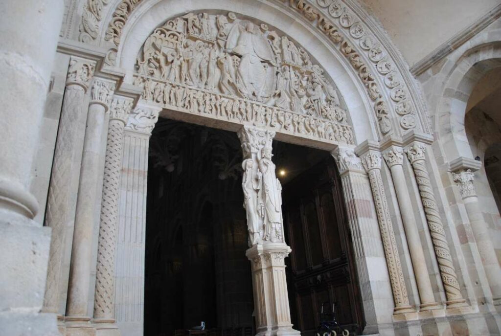 L'entrée par la porte jubilaire