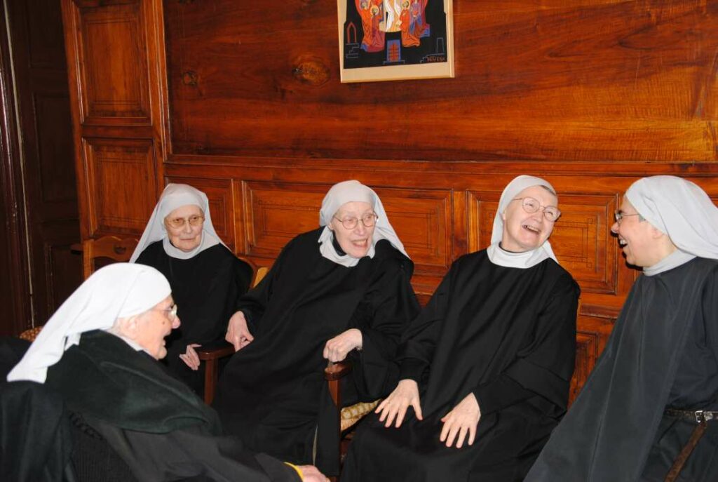 Sr. Marie-Samuel 1ere à droite